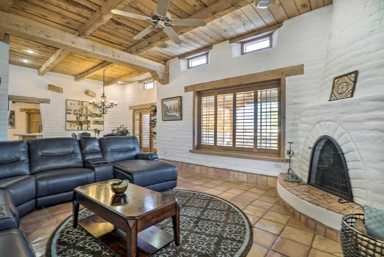 Las Cruces Home La Casa Blanca With Courtyard Εξωτερικό φωτογραφία