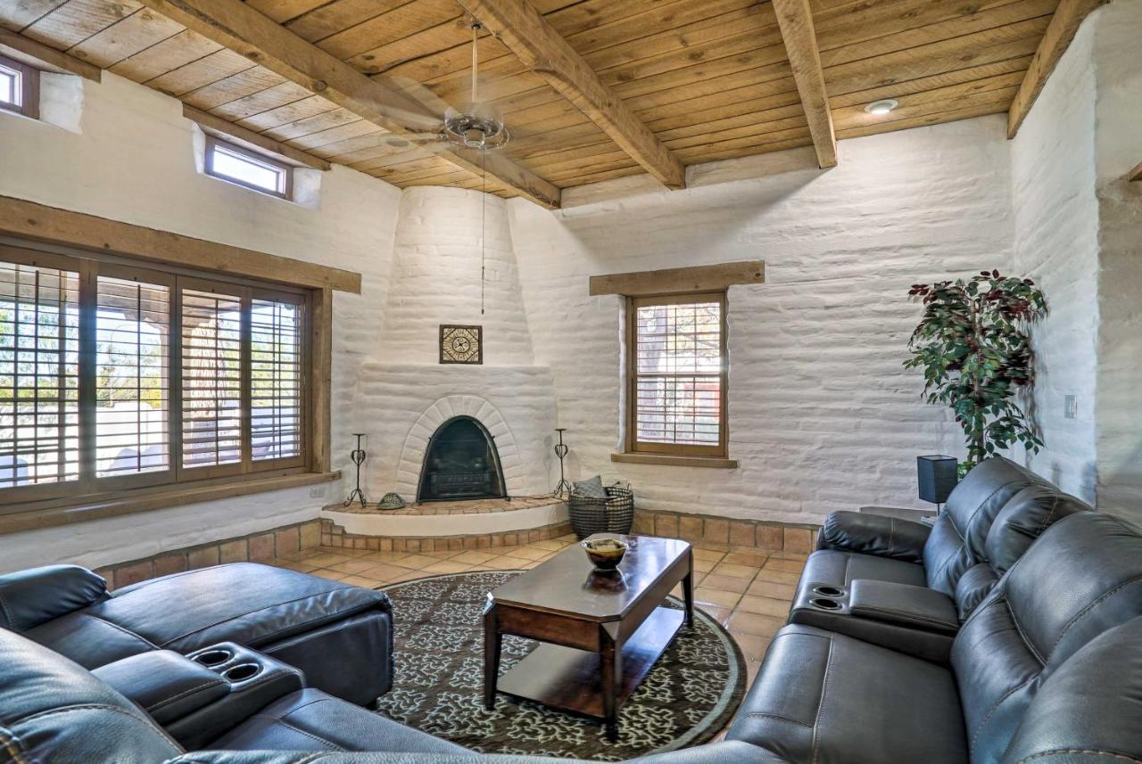 Las Cruces Home La Casa Blanca With Courtyard Εξωτερικό φωτογραφία