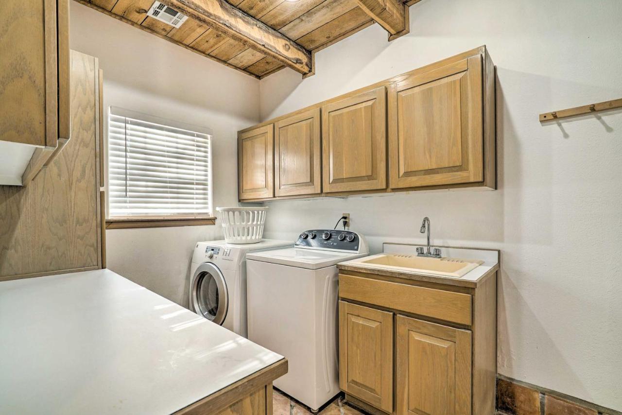 Las Cruces Home La Casa Blanca With Courtyard Εξωτερικό φωτογραφία